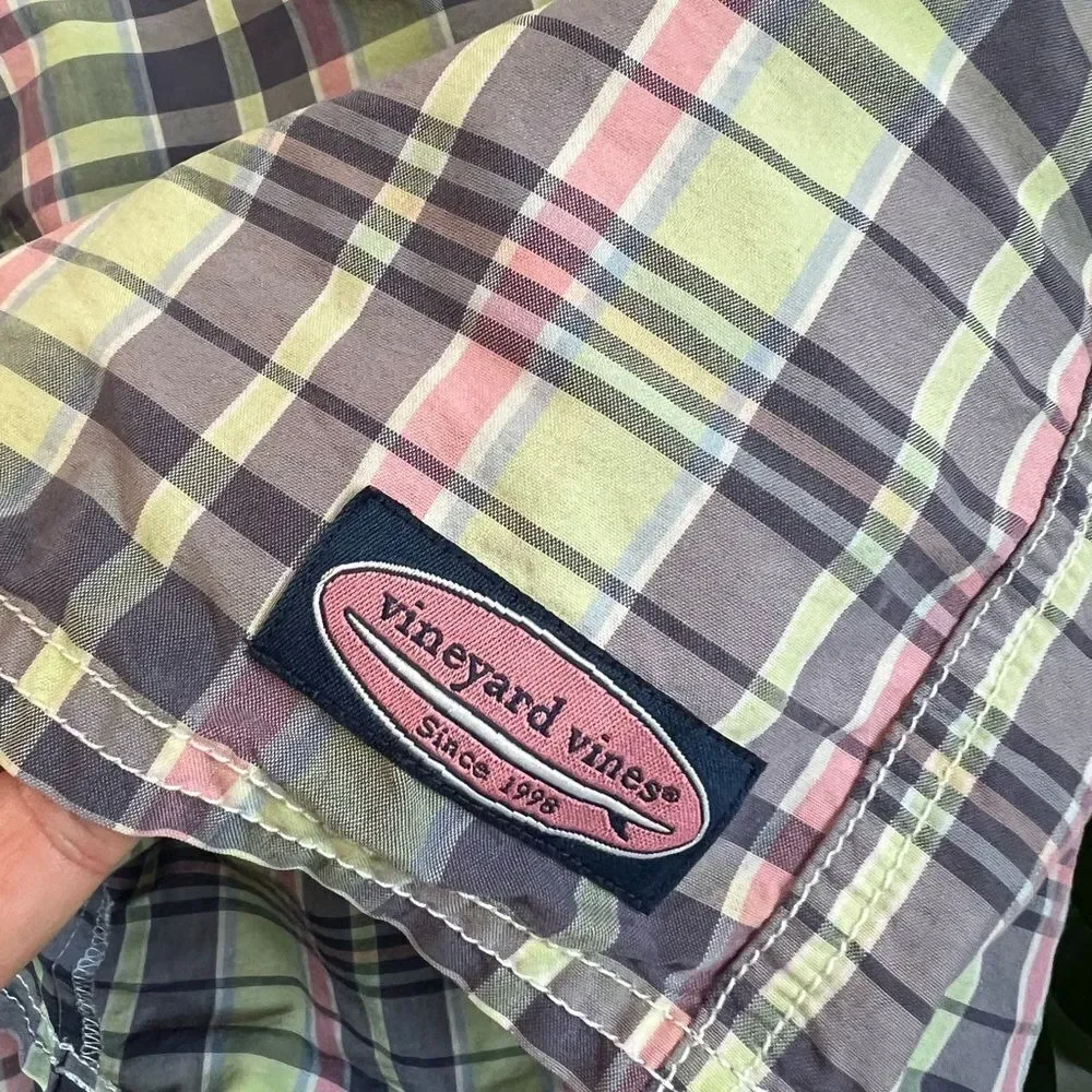 Vineyard Vines Board Shorts Men’s Size 33